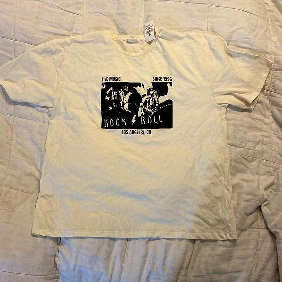 T-shirt - Picture 1 of 3